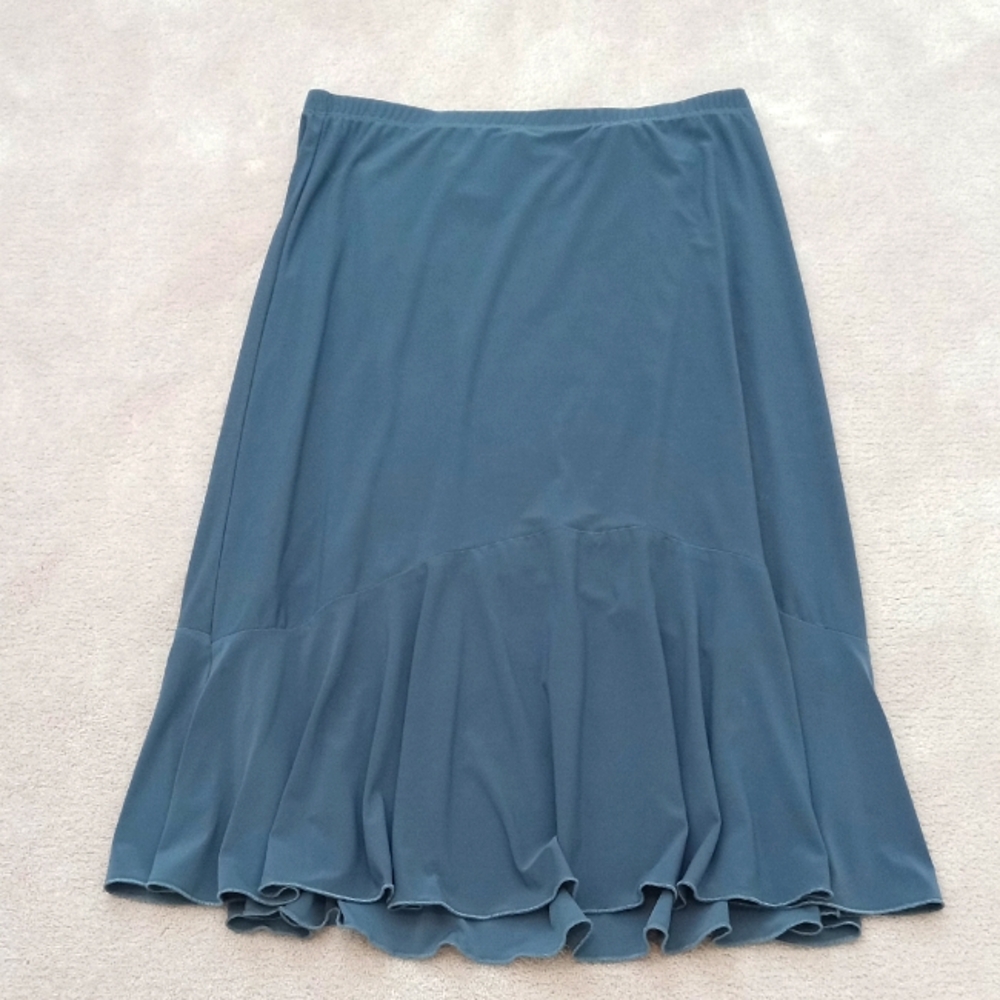 Serengeti woman's skirt - Picture 1 of 4